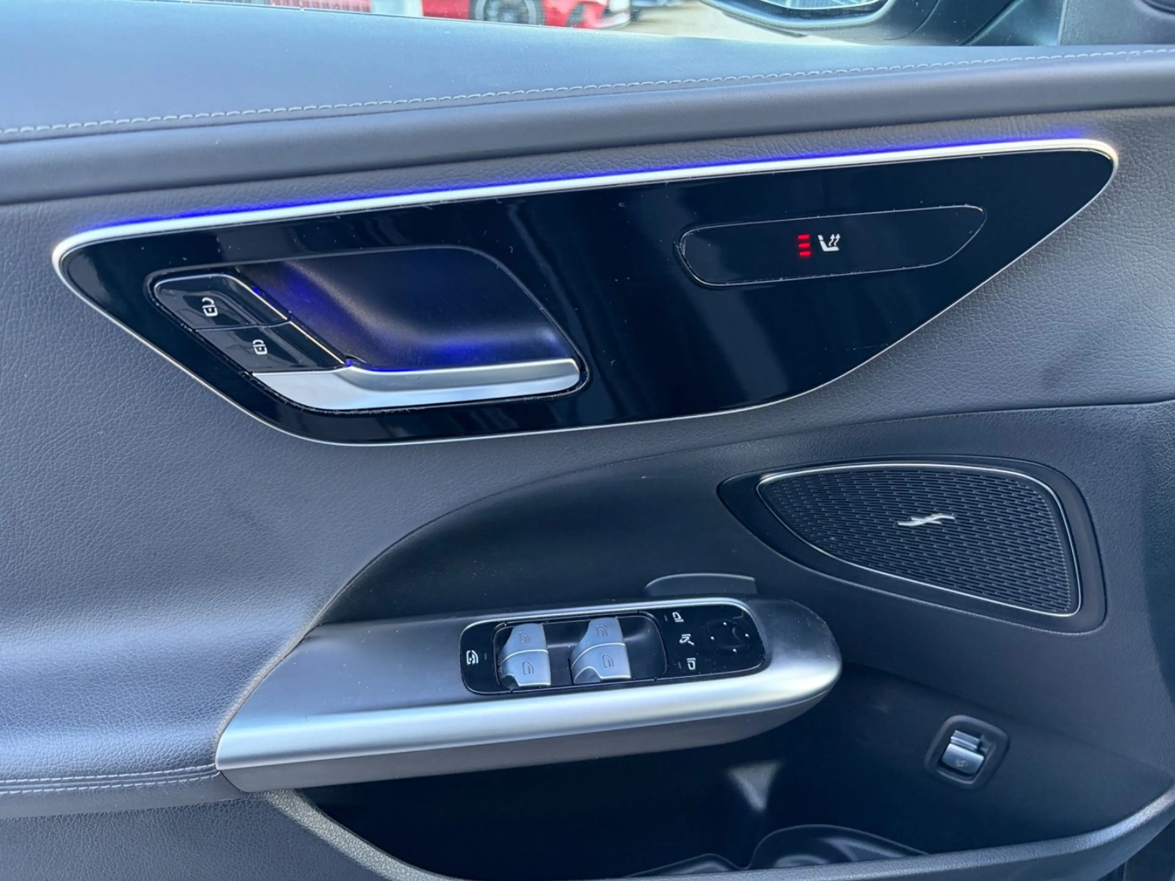 Mercedes-Benz C 200 d Lim AMG-Line Distroni Multibeam Burmester — photo 15