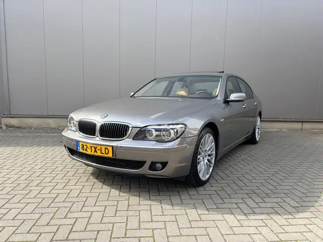 BMW 750 7-serie 750i Executive