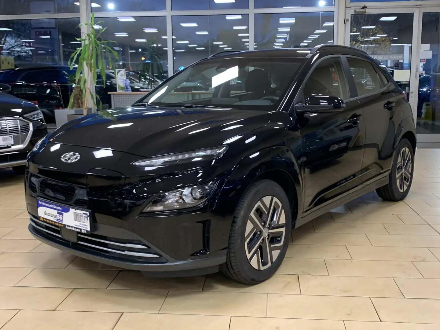 Hyundai KONA Select*ST-Heiz*ACC*CarPlay*R.cam*SHZ Noir - 1