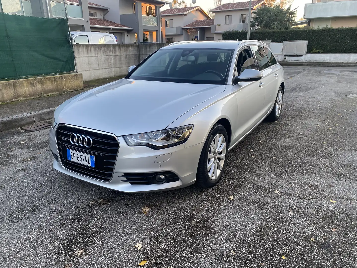 Audi A6 A6 Avant 3.0 V6 tdi Business quattro 204cv Grijs - 2