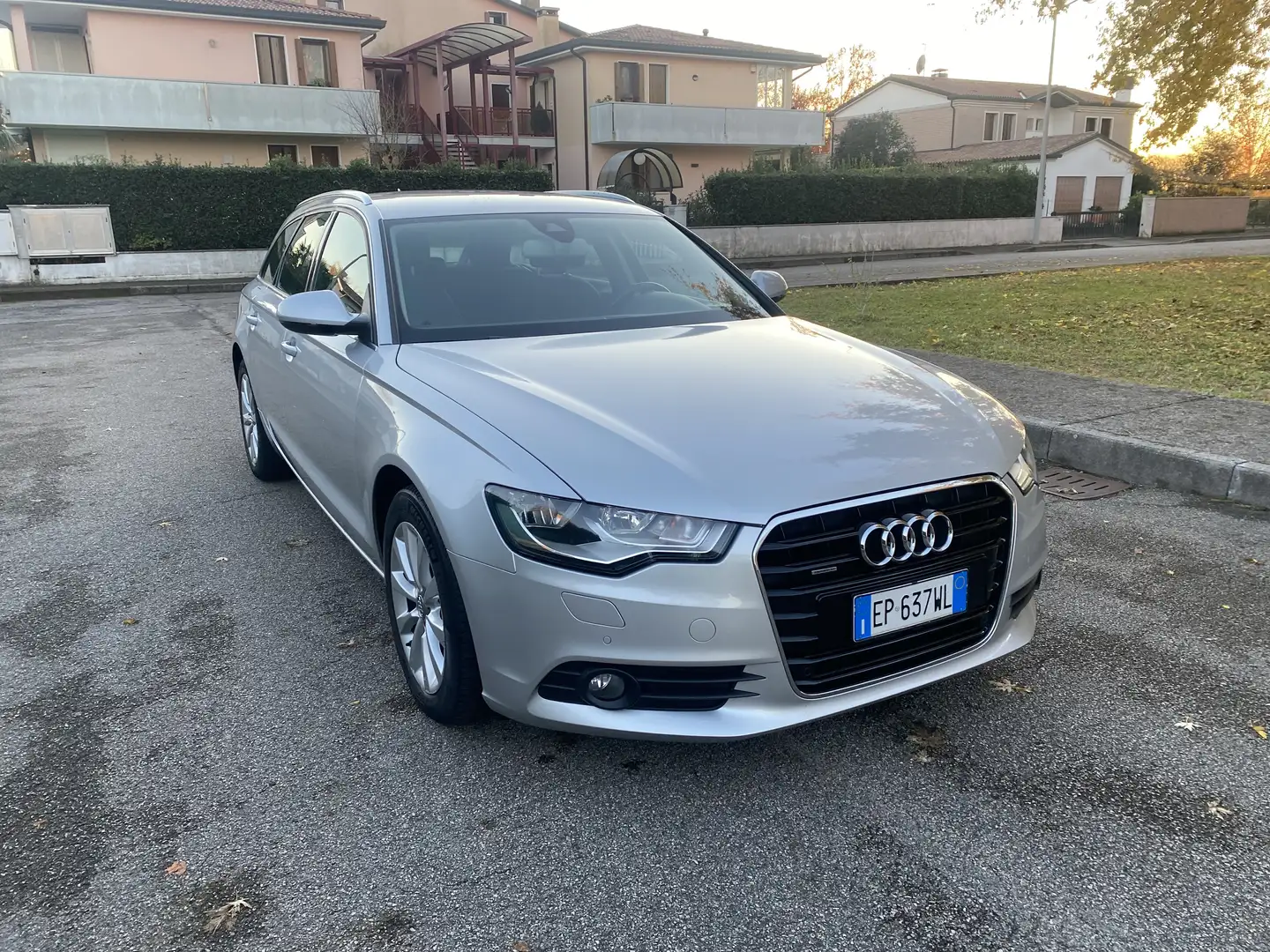 Audi A6 A6 Avant 3.0 V6 tdi Business quattro 204cv Grijs - 1