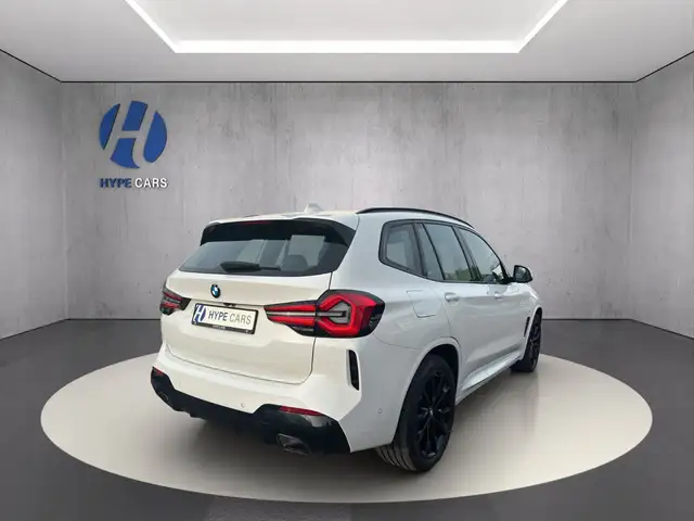 BMW X3 view 4