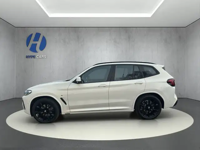 BMW X3 view 6