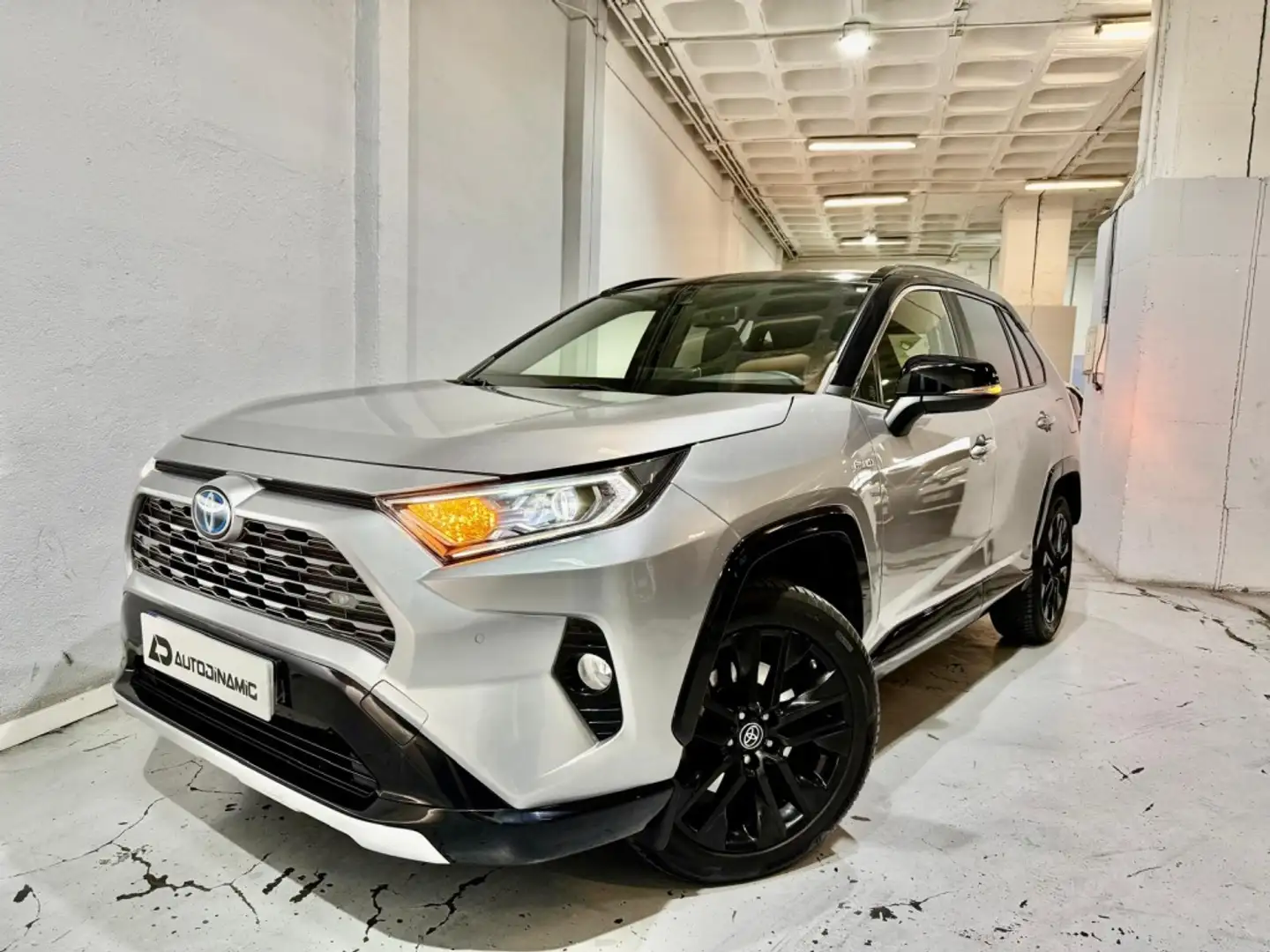 Toyota RAV 4 2.5 hybrid 2WD Style Grau - 1
