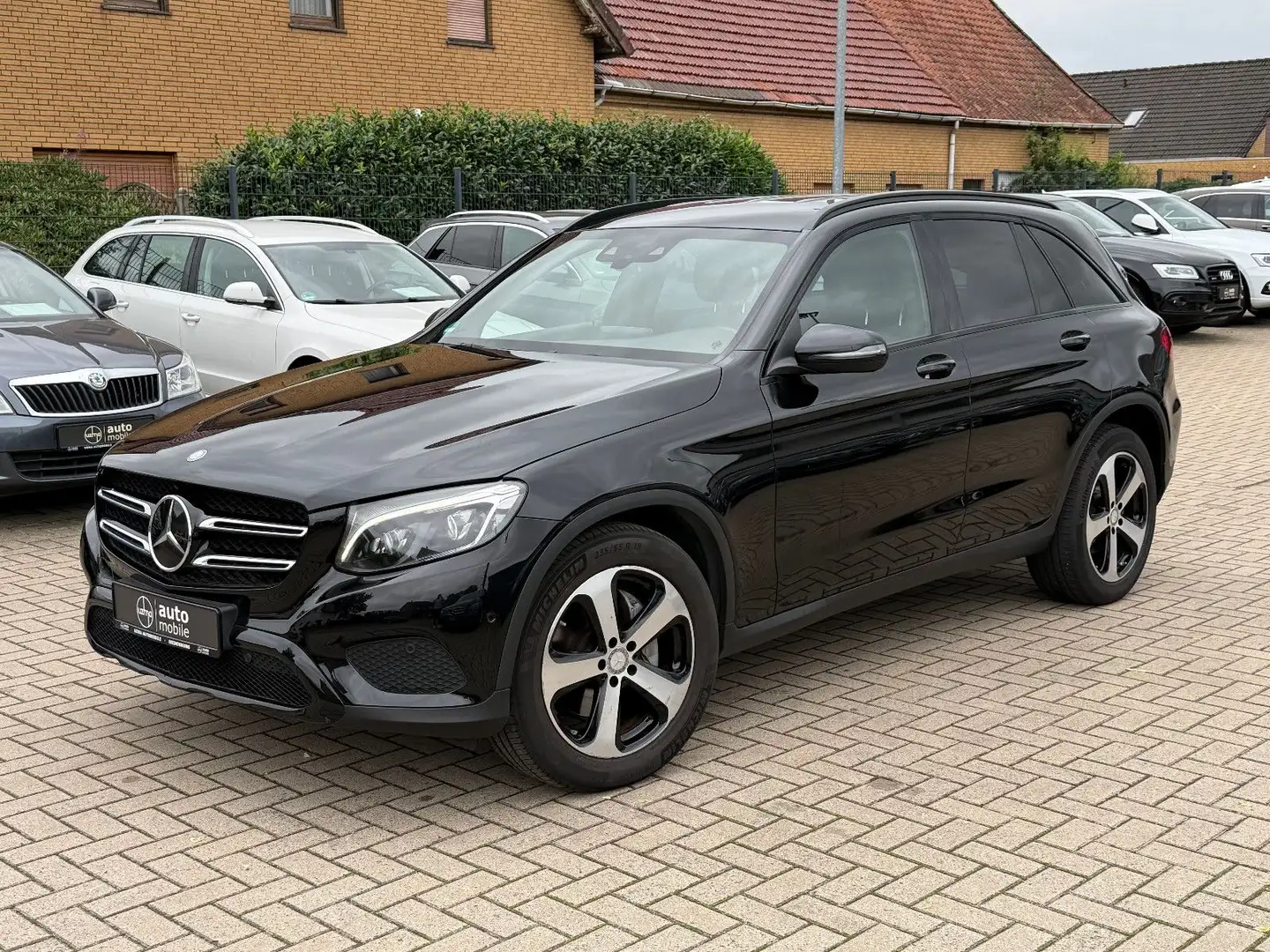 Mercedes-Benz GLC 220 d 4Matic | Aut. | LED | Kamera | TÜV neu Noir - 1