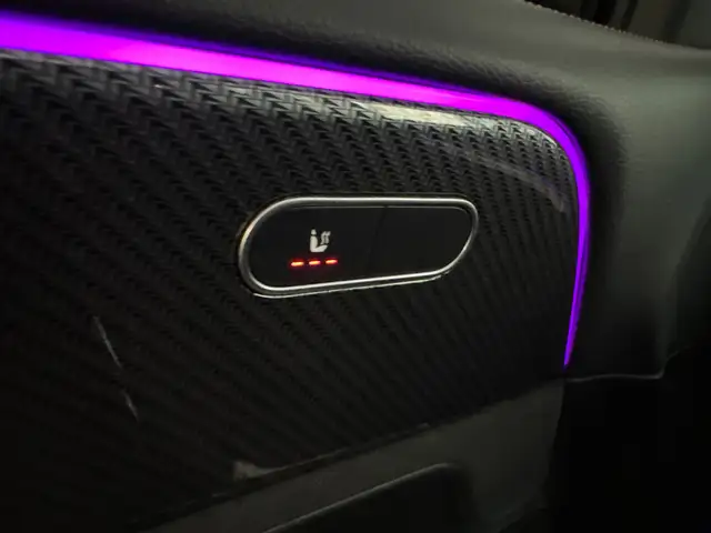 Mercedes-Benz GLB view 14