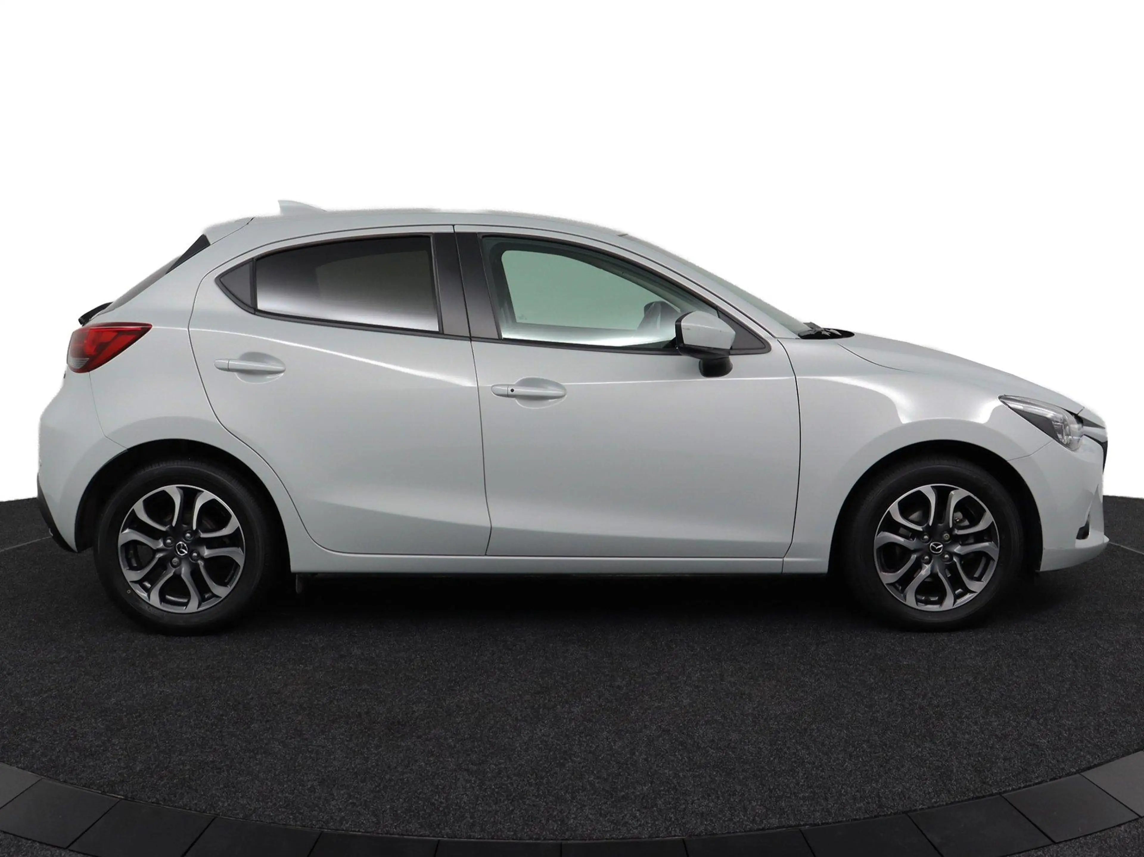 Mazda 2 1.5 Skyactiv-G GT-M | Navigatie | Cruise Control | — photo 6