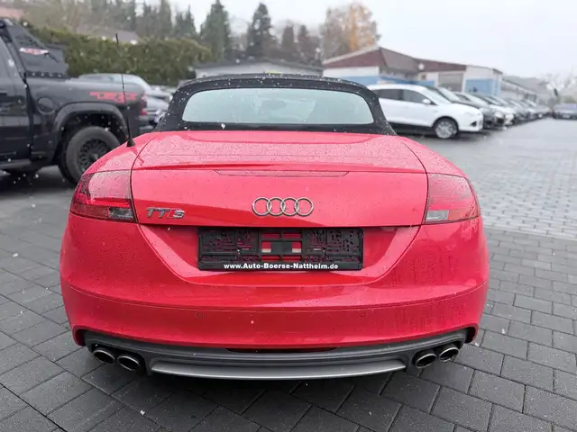 Audi TT view 6