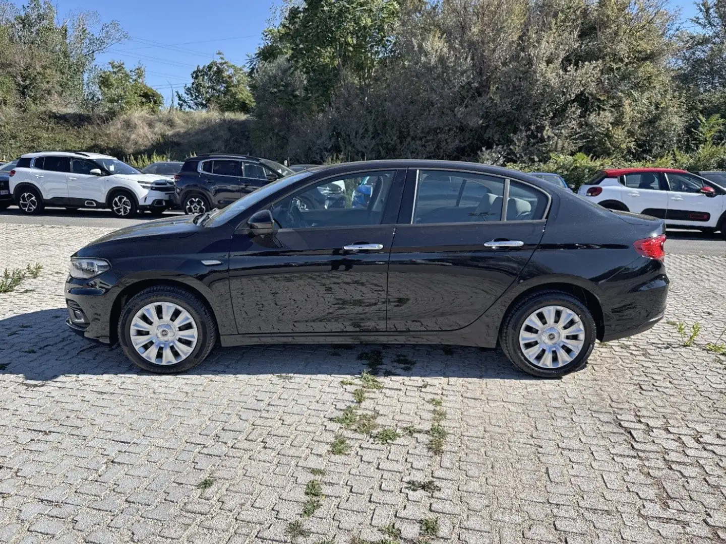 Fiat Tipo 1.6 Mjt 120cv 6M Easy 4P Schwarz - 2