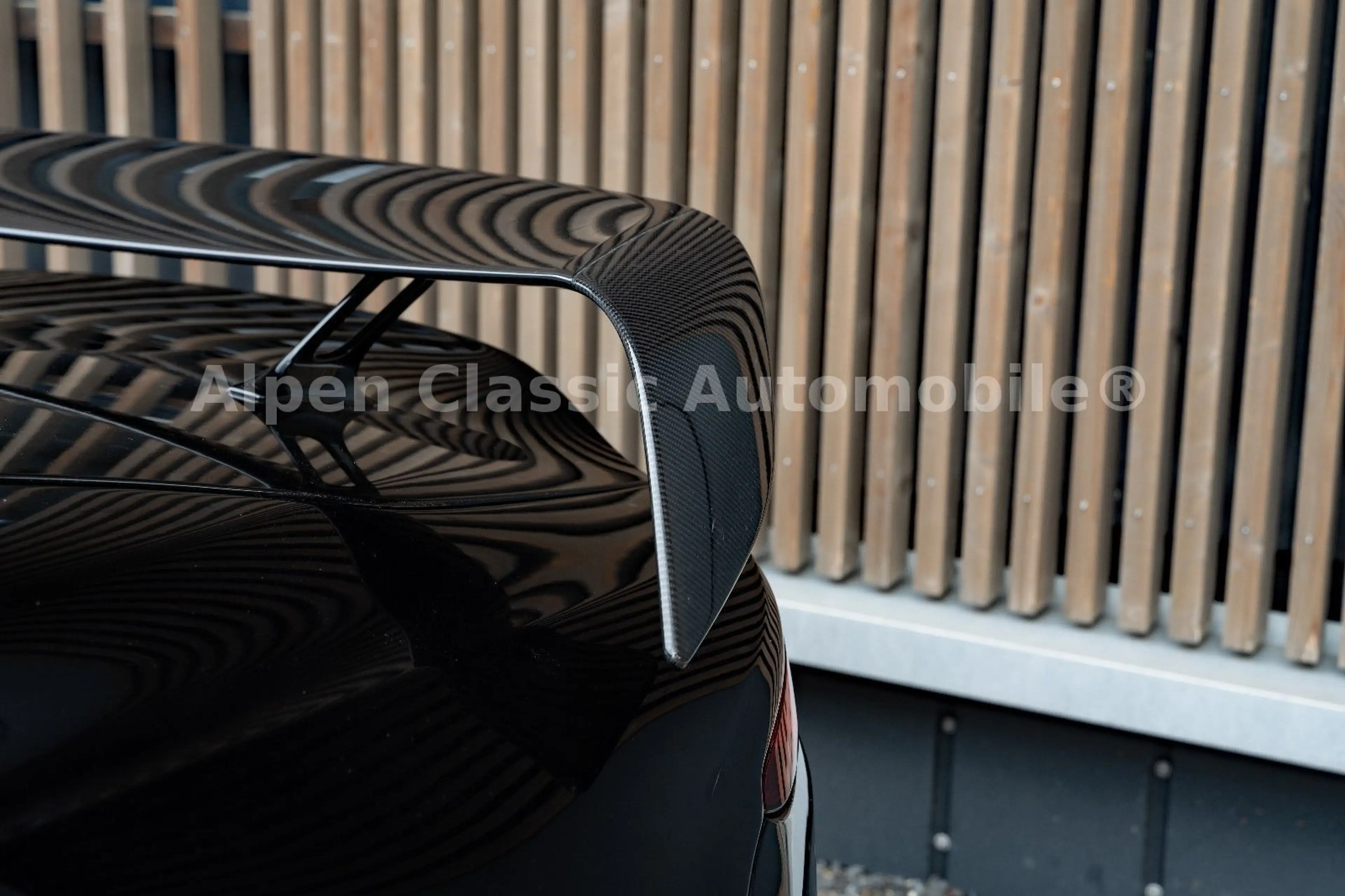 Aston Martin Vantage Roadster 4.0 V12 Sitzbel., Carbon — photo 9