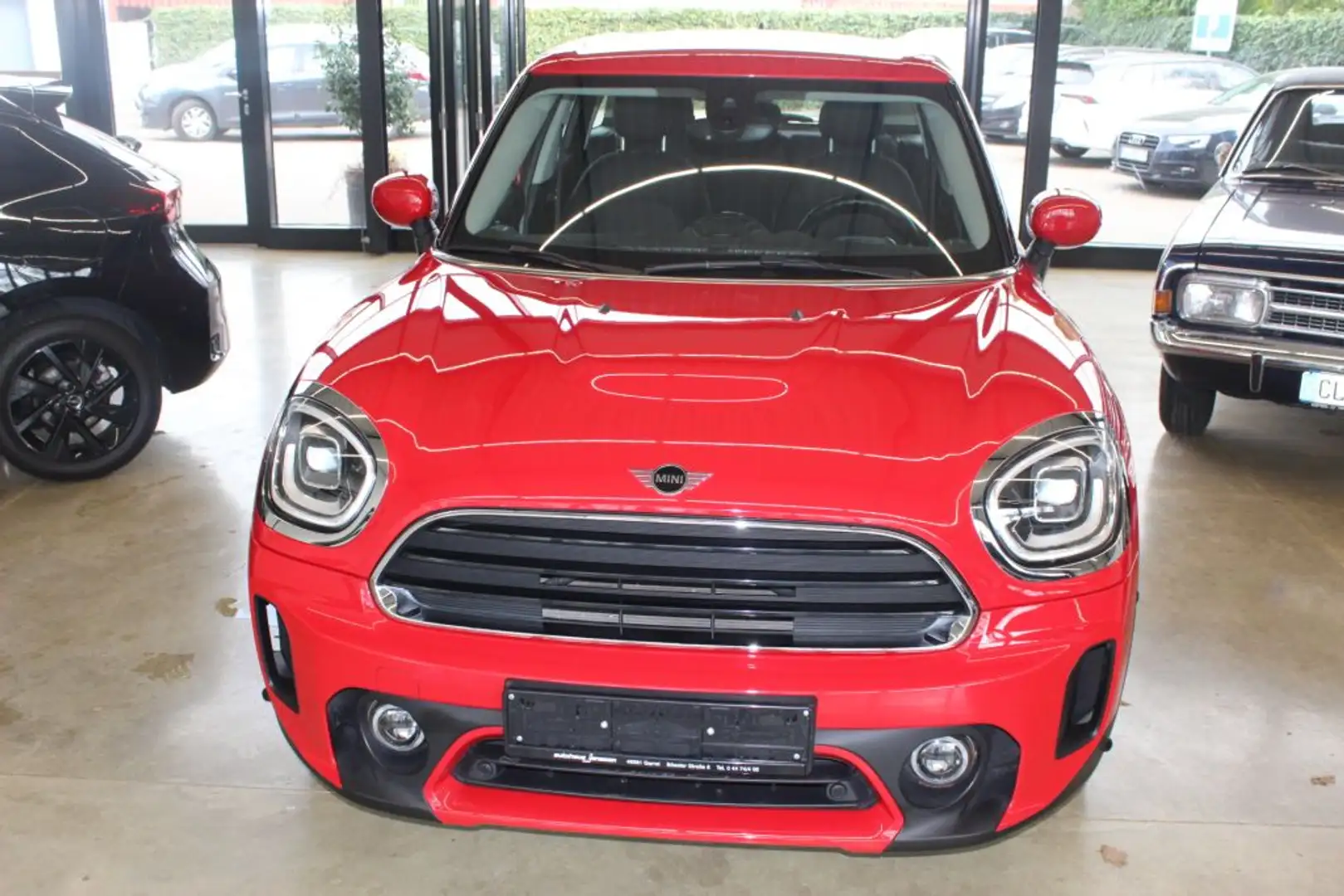 MINI One Countryman D Rot - 1
