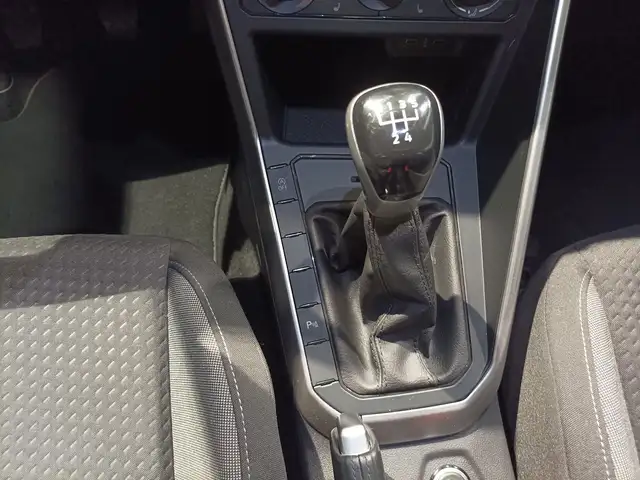 Volkswagen Taigo view 13