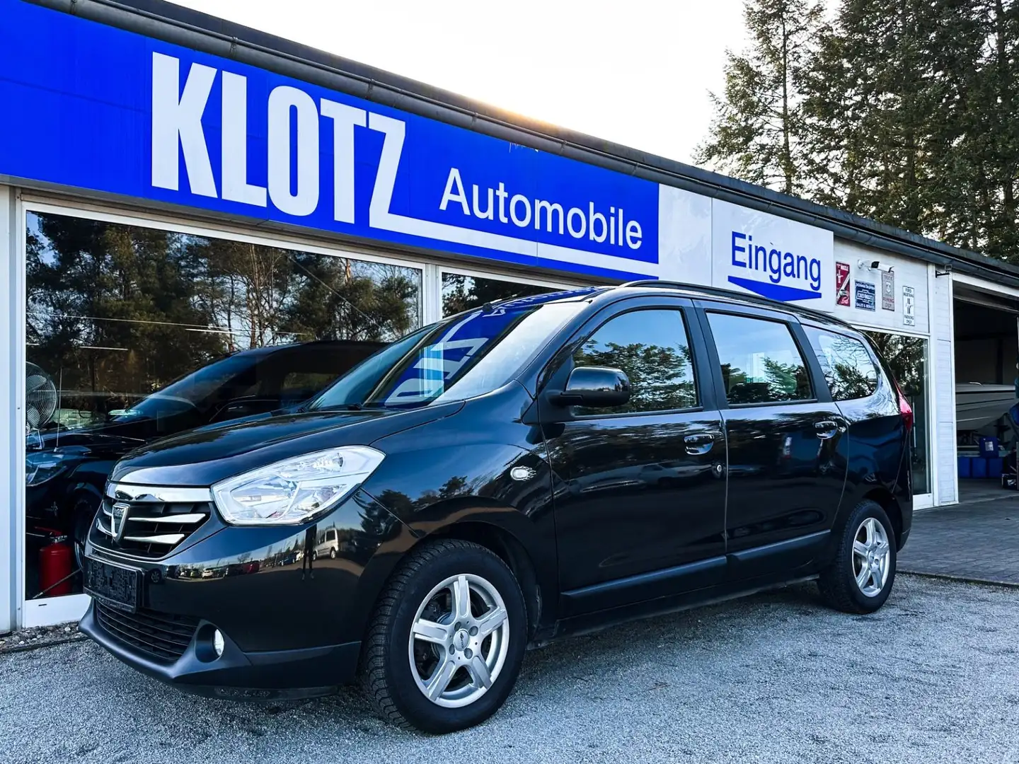 Dacia Lodgy Prestige Schwarz - 1