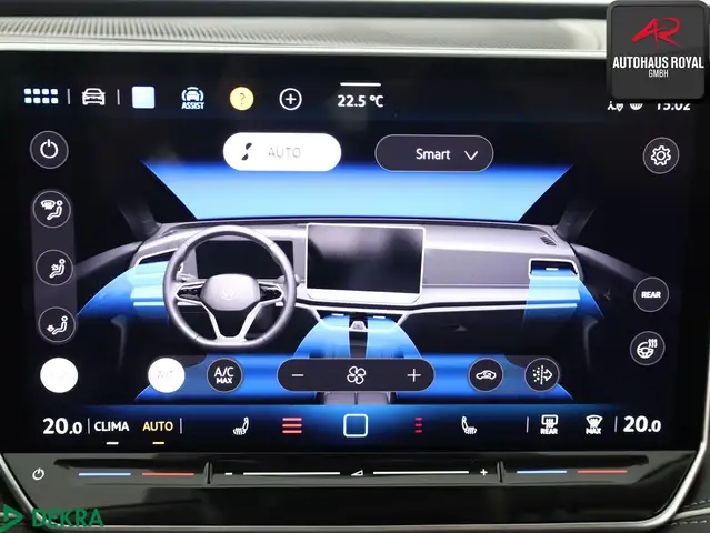 Volkswagen Passat view 14