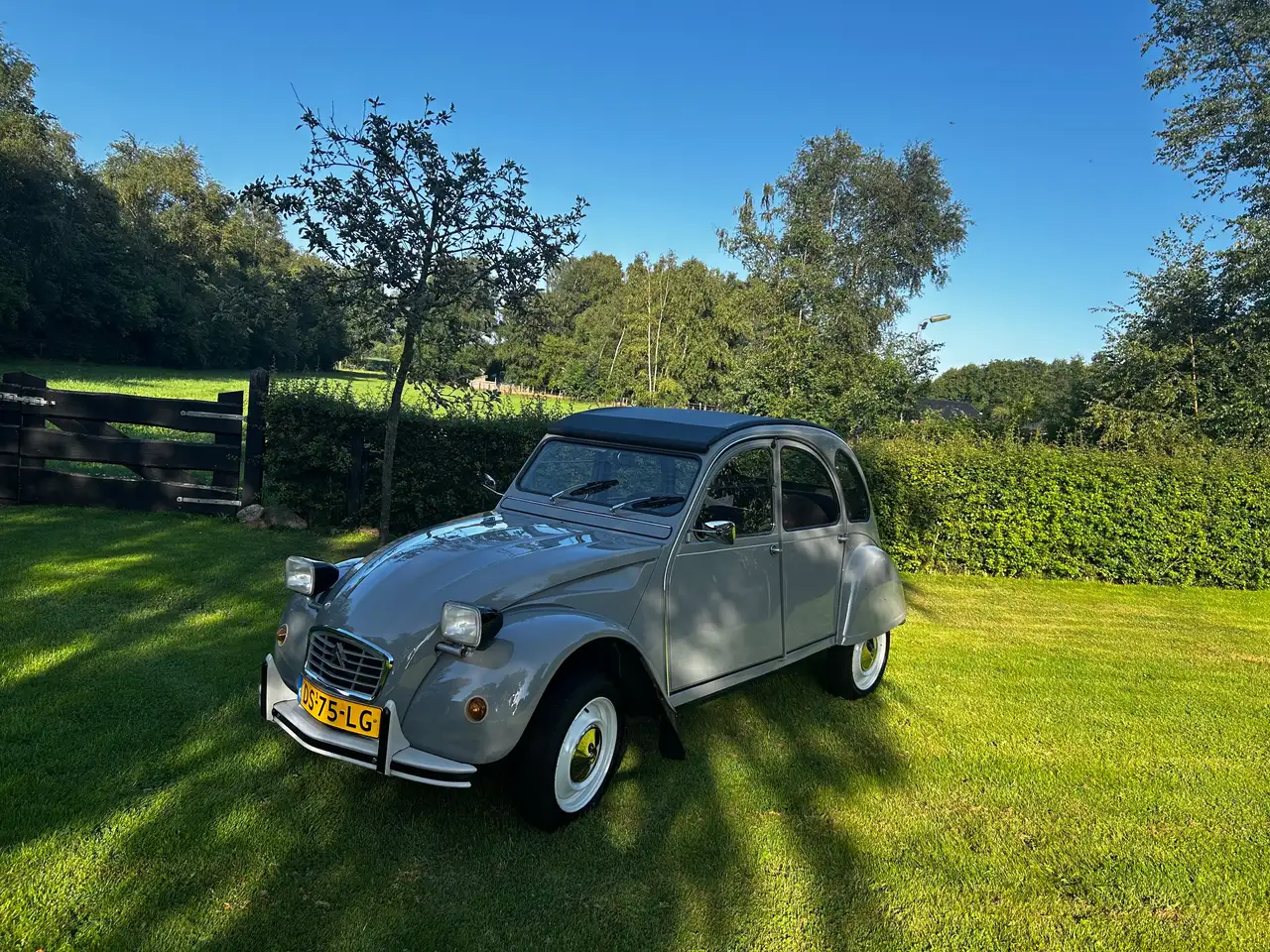 Citroen 2CV 6 special, foto 3