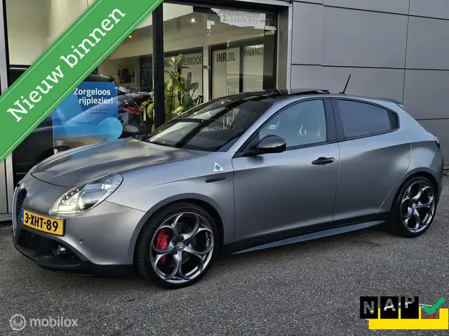 Alfa Romeo Giulietta 1.7 TBi Quadrifoglio Verde Launch Edition Panorama