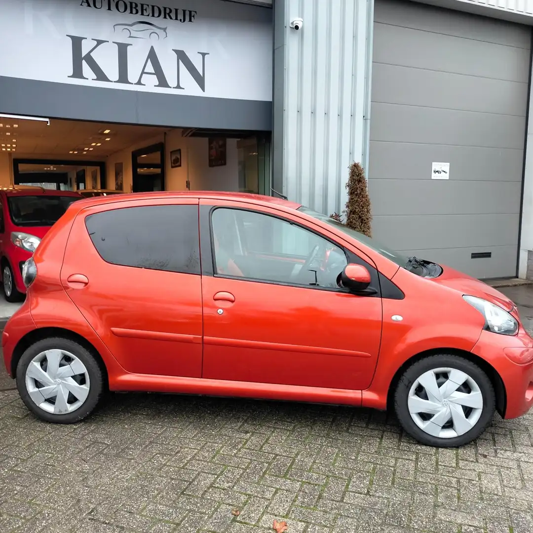 Toyota Aygo 1.0 VVT-i Dynamic Orange Narancs - 2