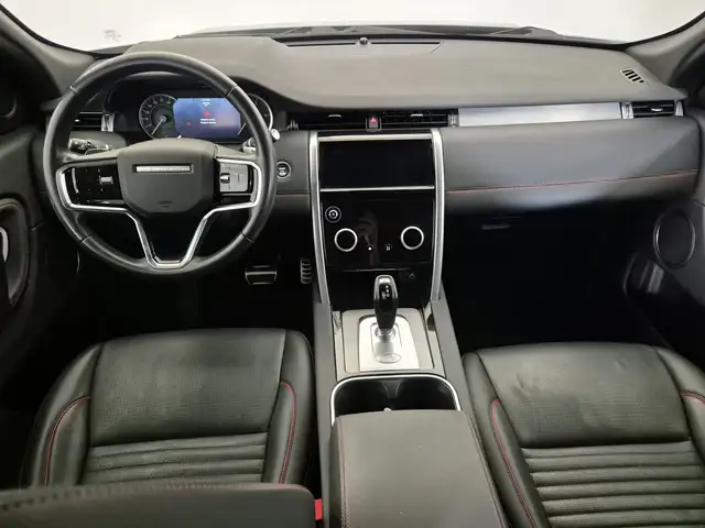 Land Rover Discovery Sport view 8