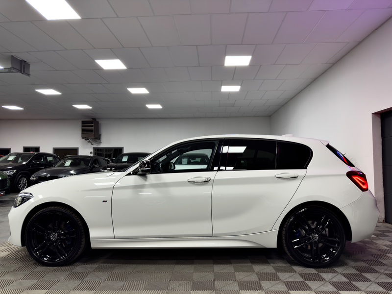 BMW 120 D Xdrive Pack M Shadow line  état neuf Garantie 12 mois — photo 4
