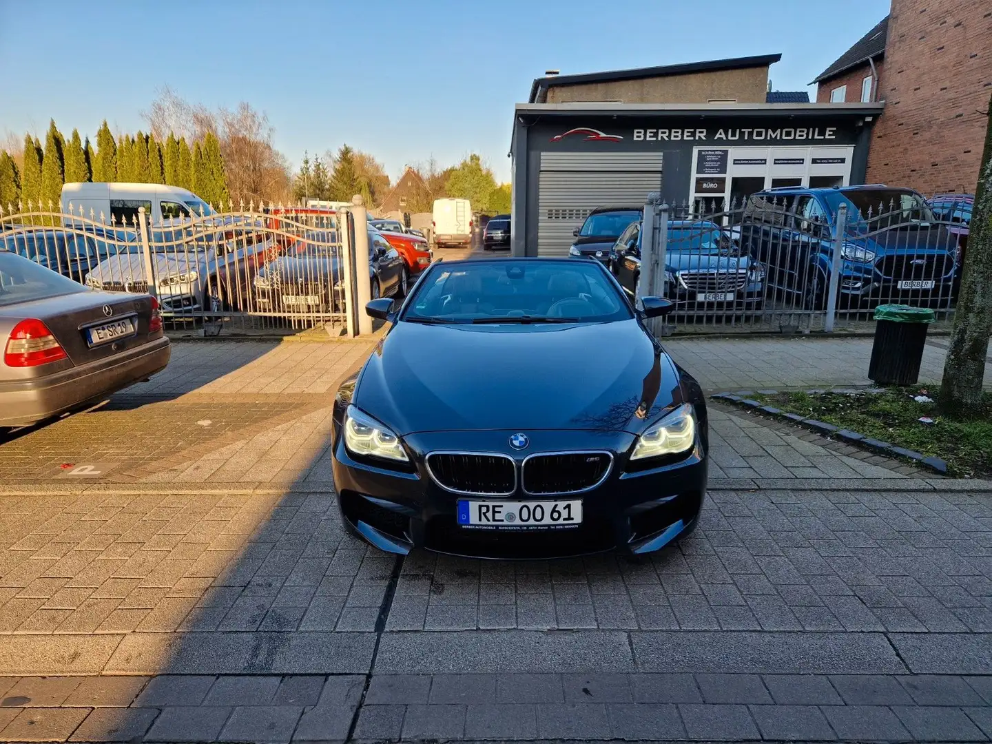 BMW M6 Baureihe M6 Cabrio*B&W*HEAD-UP*LED*CAM*LEDER* Grau - 2