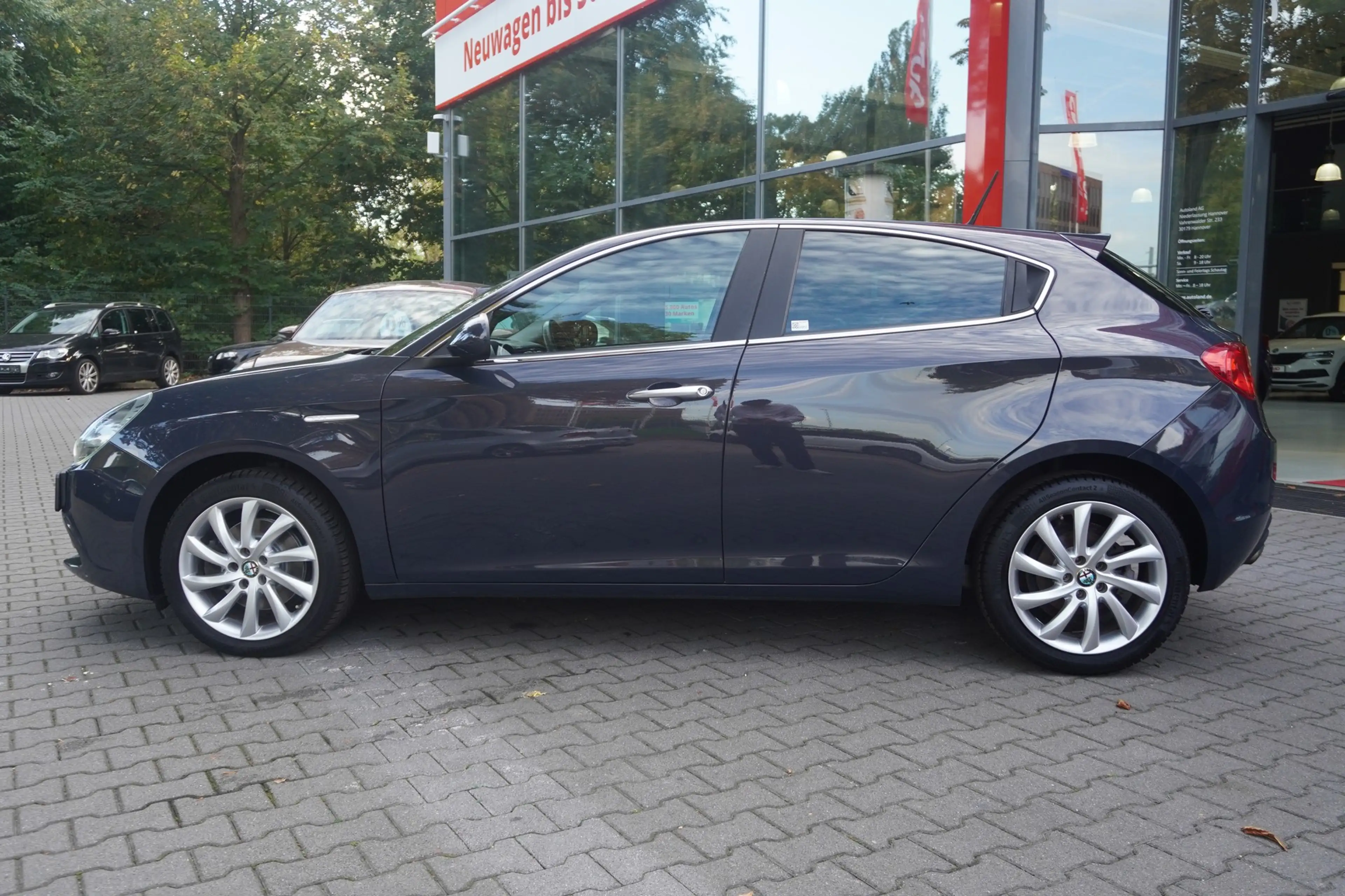 Alfa Romeo Giulietta 1.4 Super Klimaaut. Bi-Xenon Navi PDC — photo 9