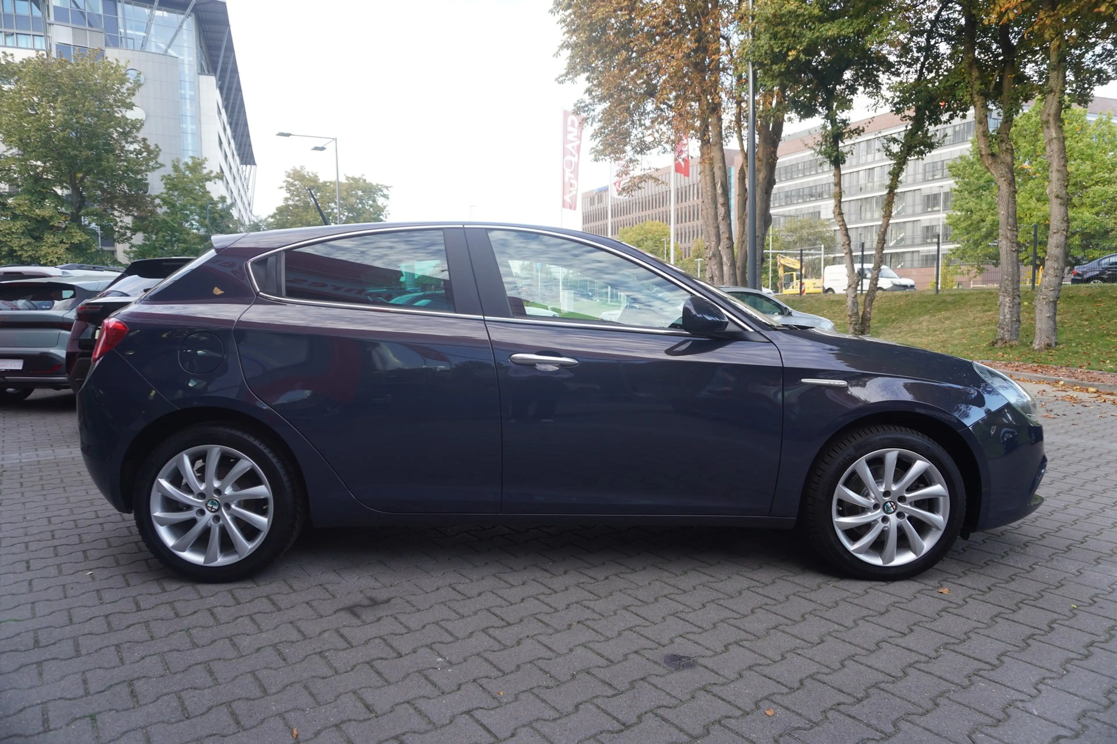 Alfa Romeo Giulietta 1.4 Super Klimaaut. Bi-Xenon Navi PDC — photo 5