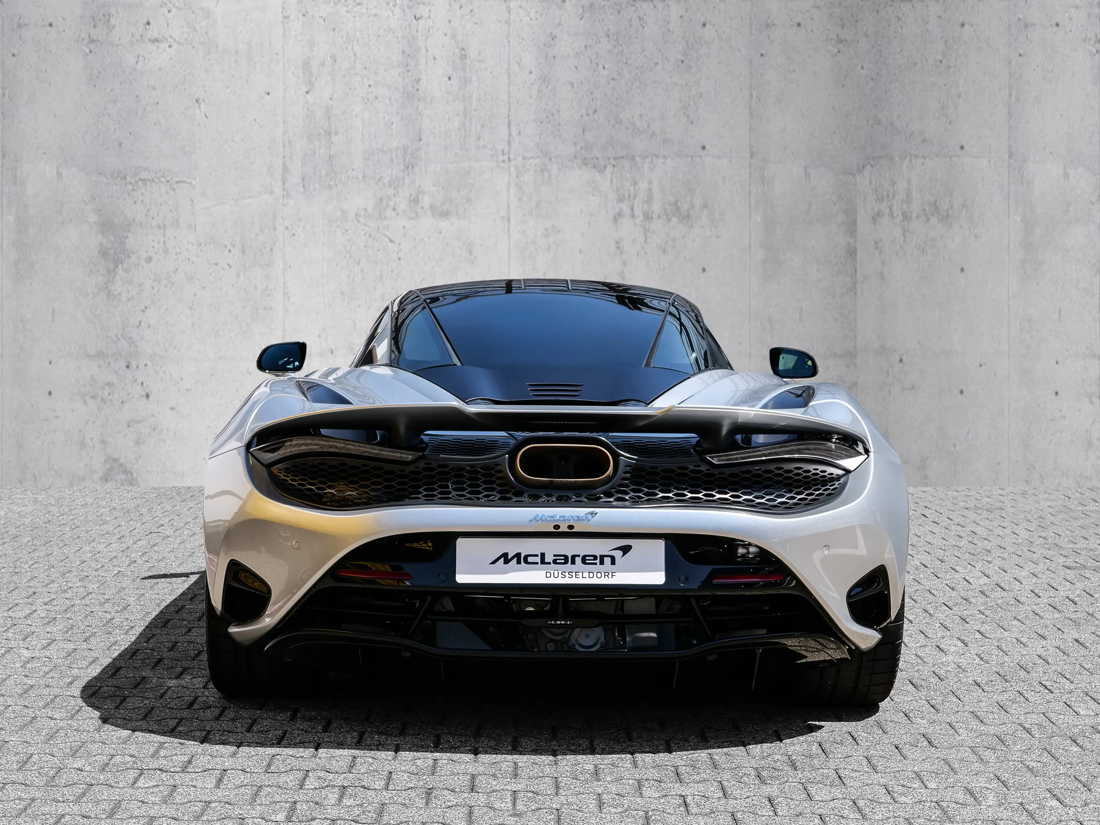 McLaren 750S Coupe Carbon, Senna Seats, MSO, Harness Bar — photo 4