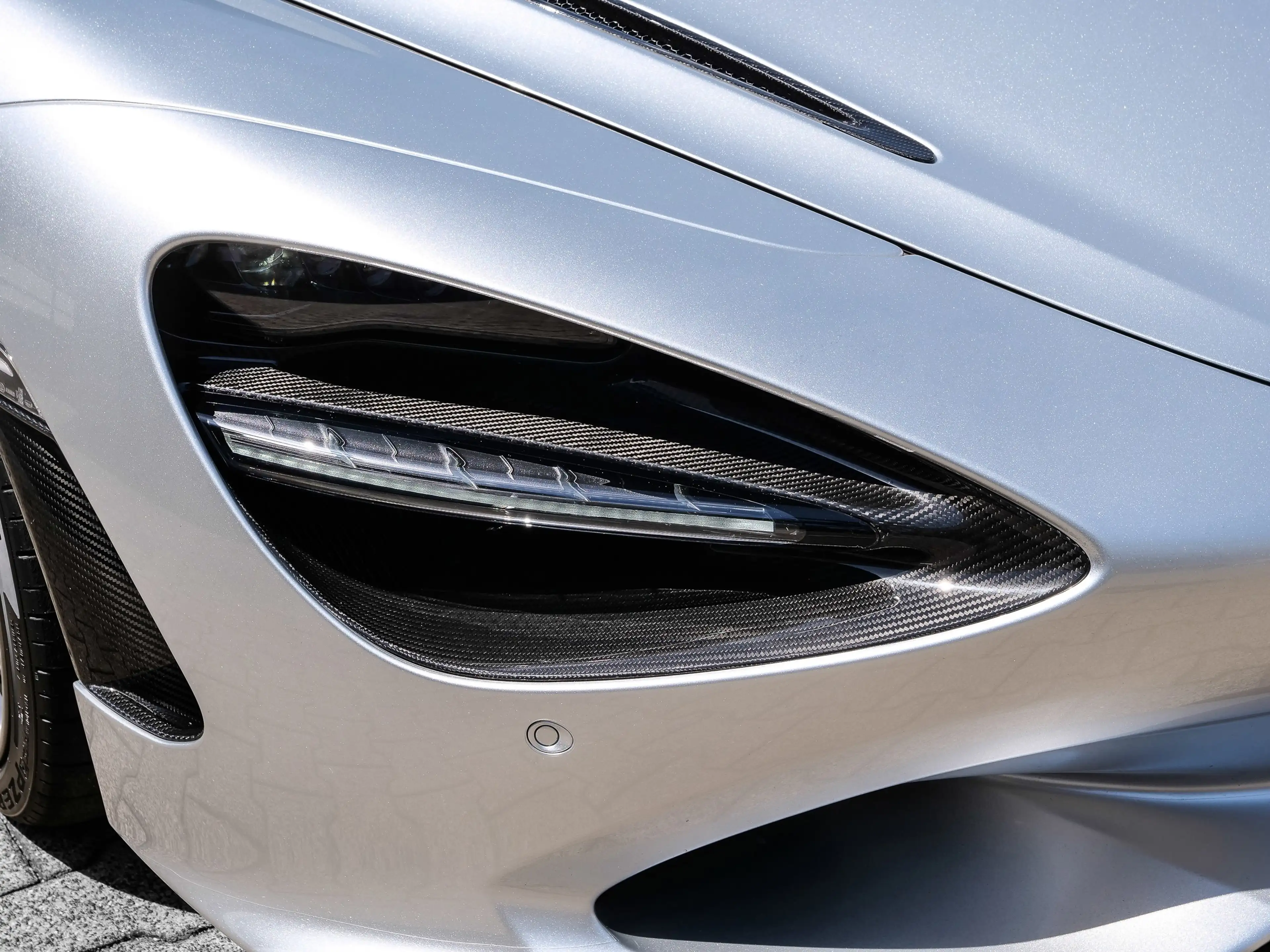 McLaren 750S Coupe Carbon, Senna Seats, MSO, Harness Bar — photo 11