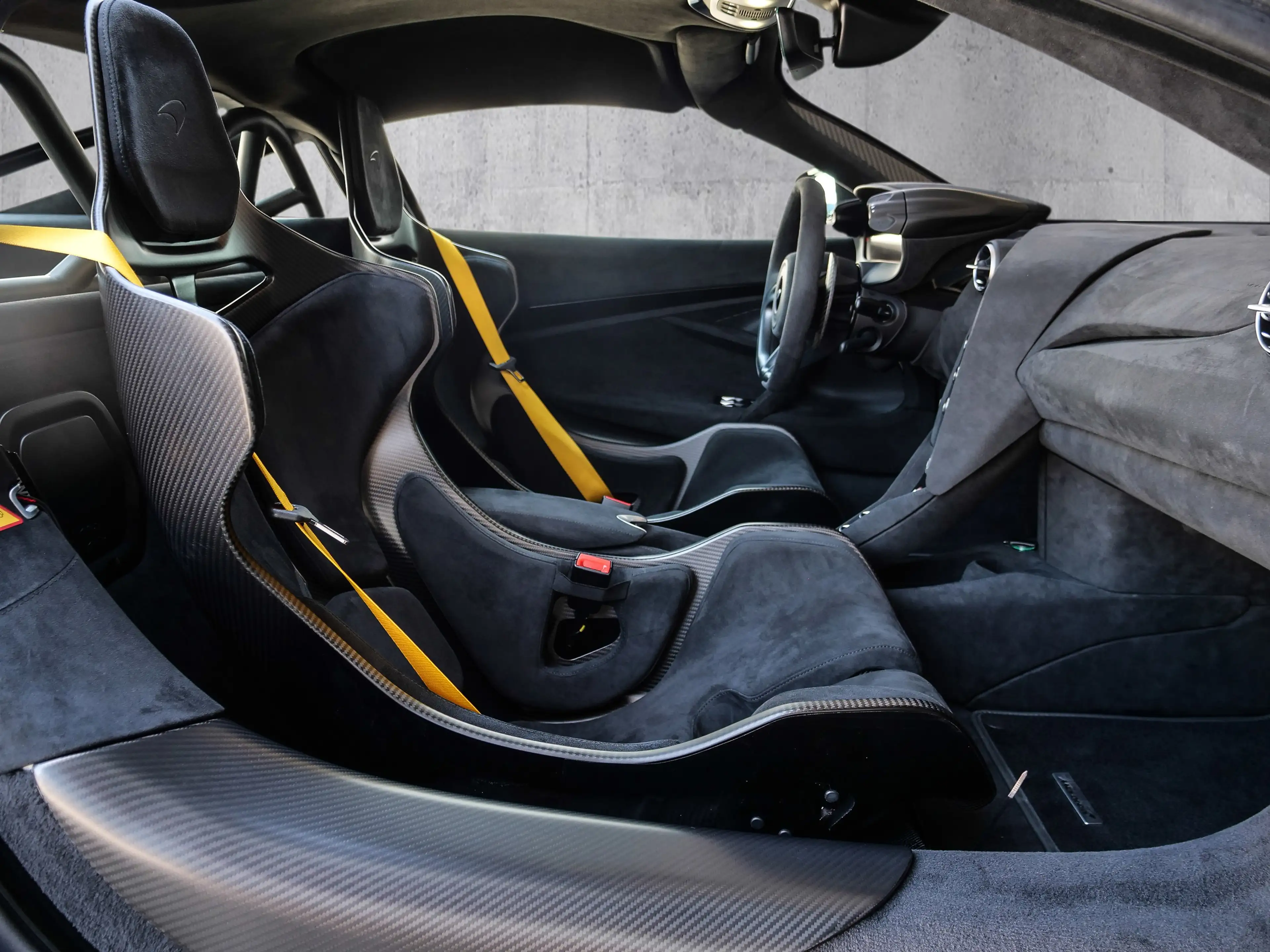 McLaren 750S Coupe Carbon, Senna Seats, MSO, Harness Bar — photo 6
