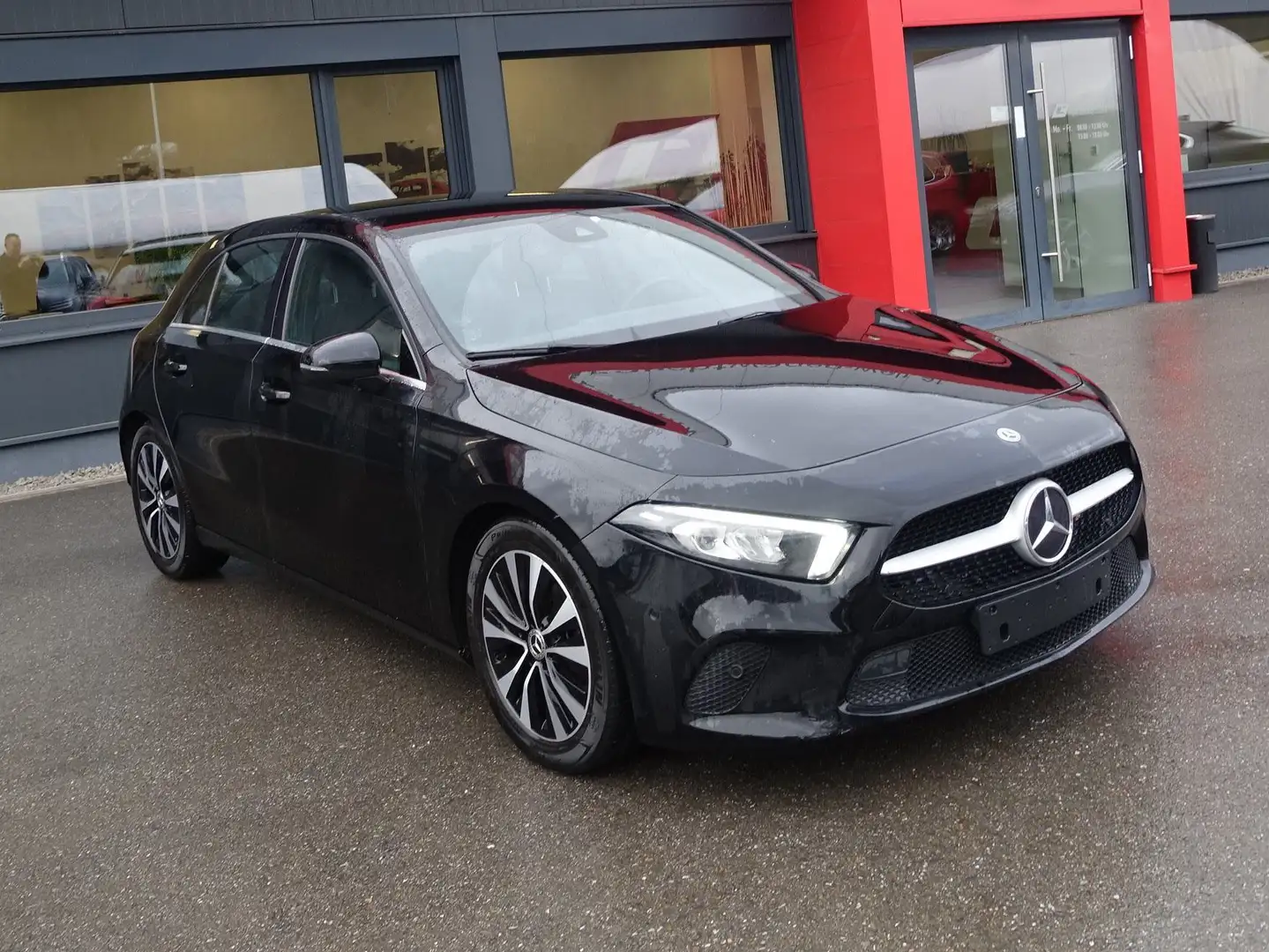 Mercedes-Benz A 180 A 180 "LED,NAVI" Schwarz - 2