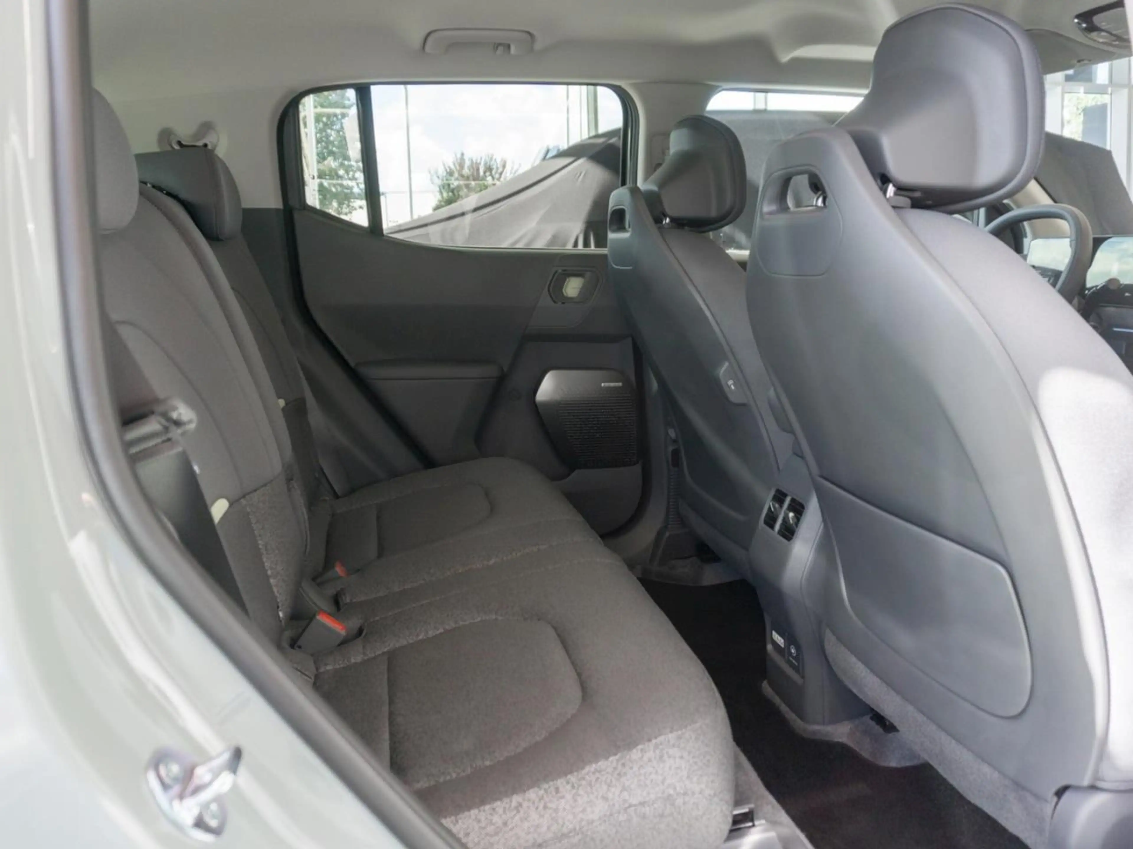 Kia EV2 42,2 kWh Earth Harman/Kardon DriveWise 360° — photo 11