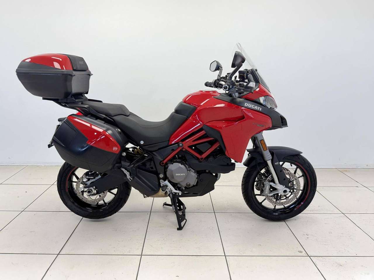 Ducati Multistrada 950 Red