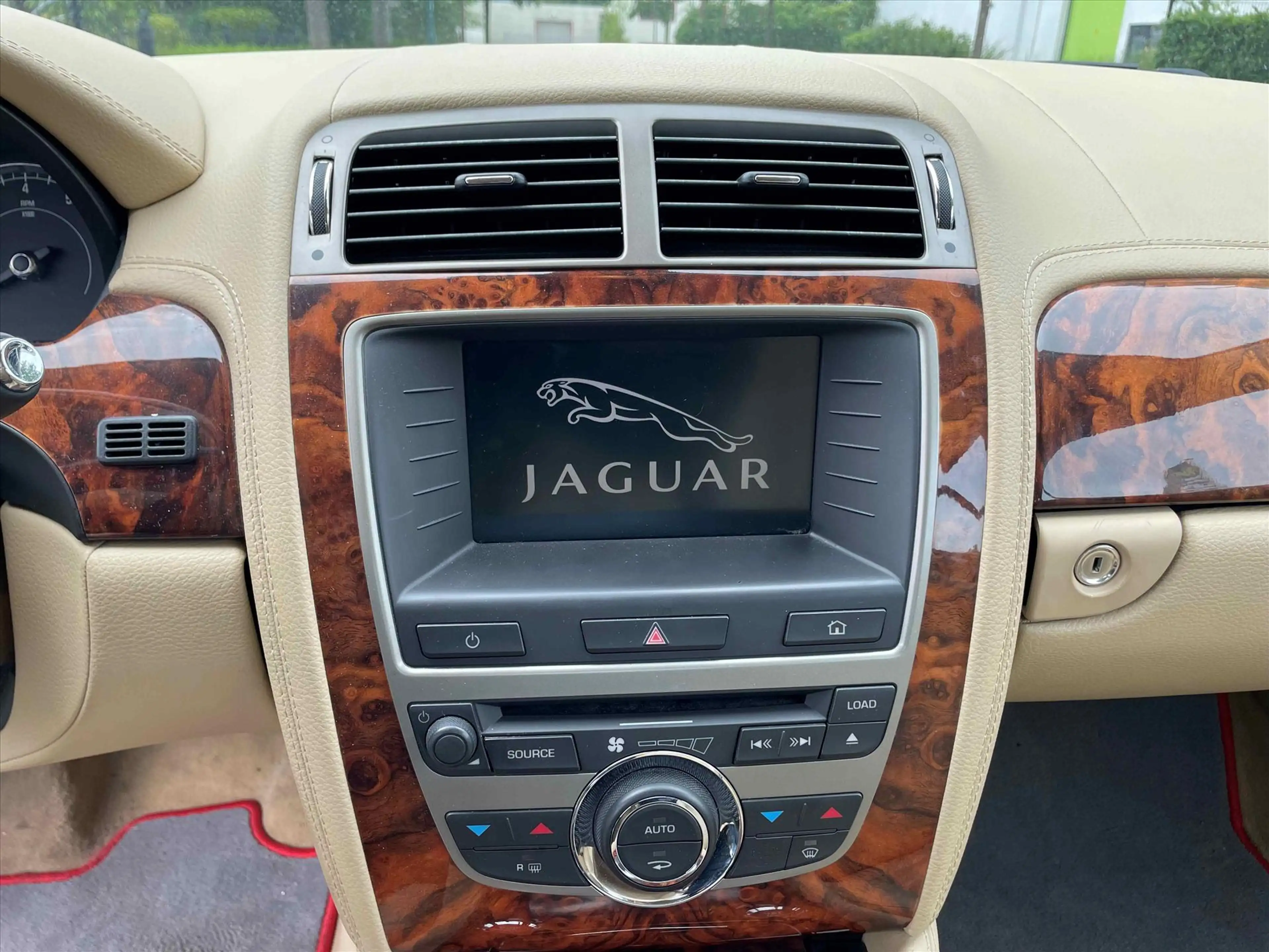 Jaguar XK 4.2 COUPE AUT — photo 13