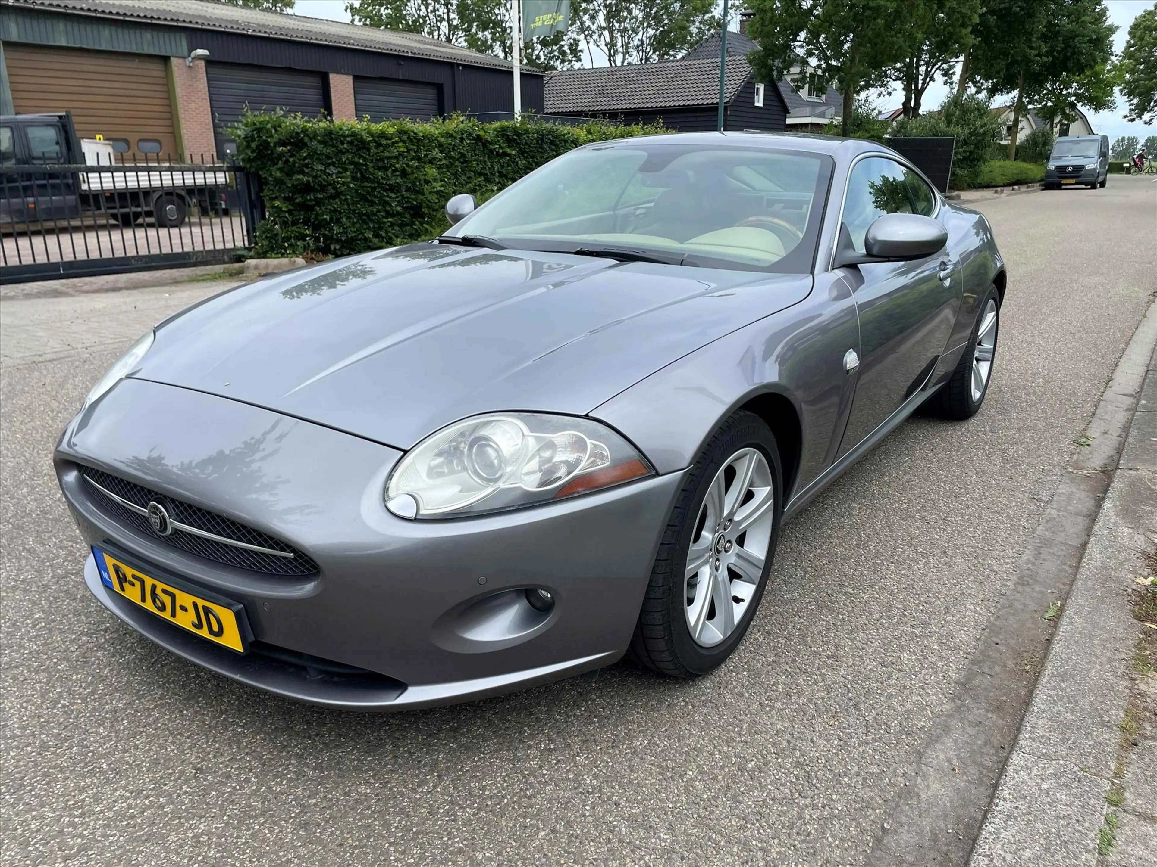 Jaguar XK 4.2 COUPE AUT — photo 3