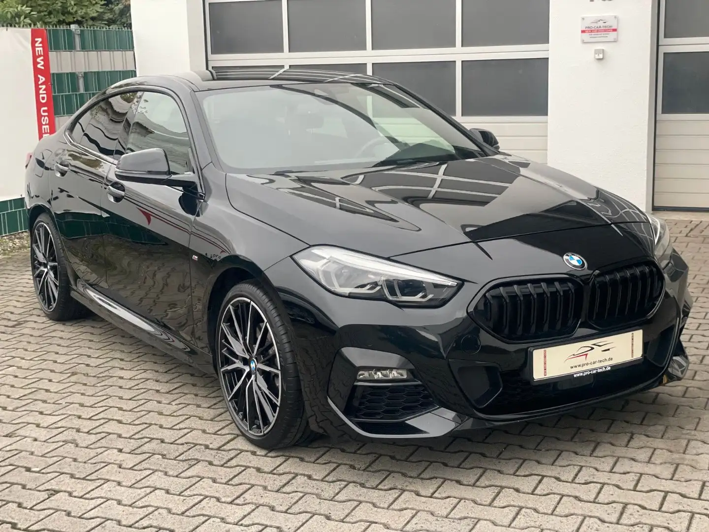BMW 218i Gran Coupé|M-Sport|Navi|HarmanKardon|ALU19" Noir - 1