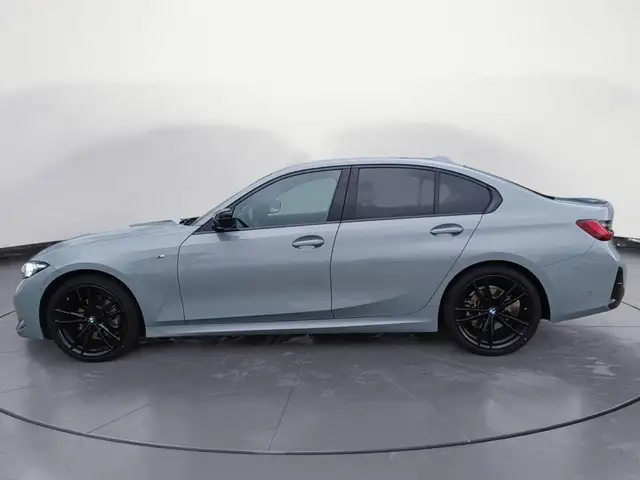 BMW 3 Series view 7