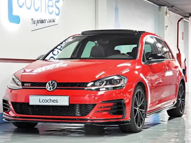 Volkswagen Golf view 5
