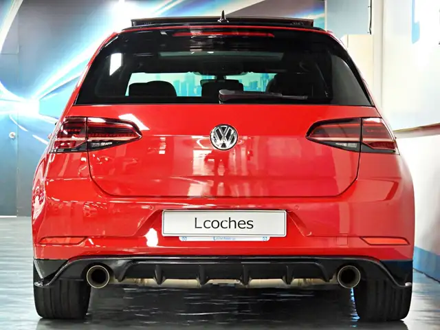 Volkswagen Golf view 9