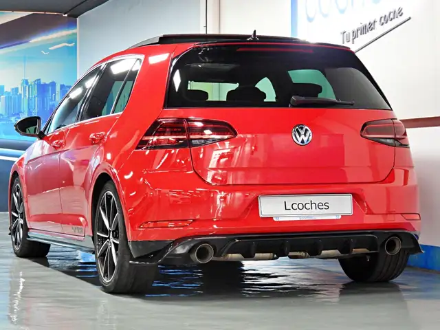 Volkswagen Golf view 8