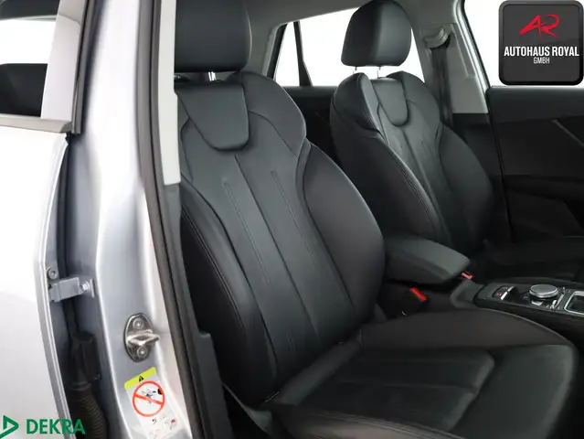 Audi Q2 view 10