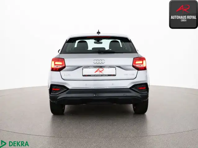 Audi Q2 view 4
