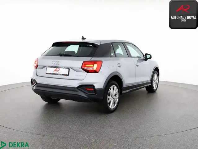 Audi Q2 view 3