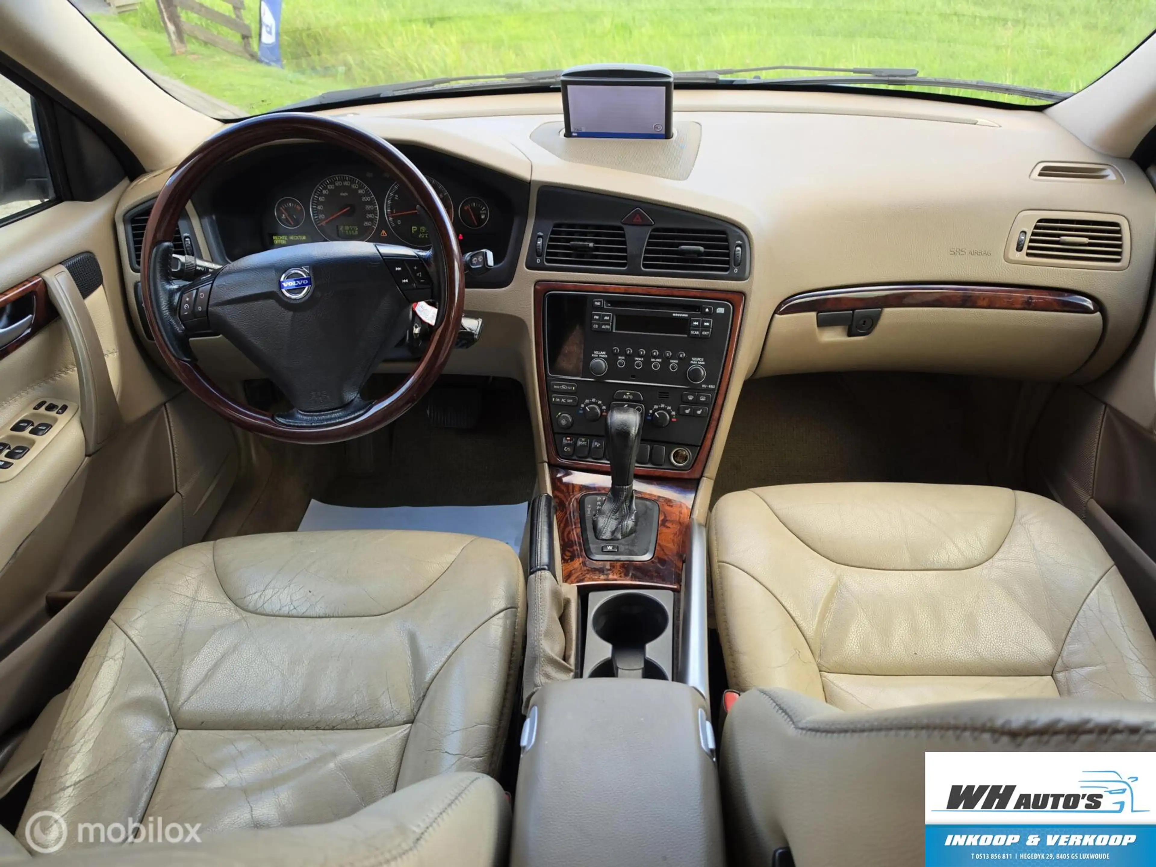 Volvo XC70 2.5 T Summum Youngtimer! Lage kmstand — photo 3