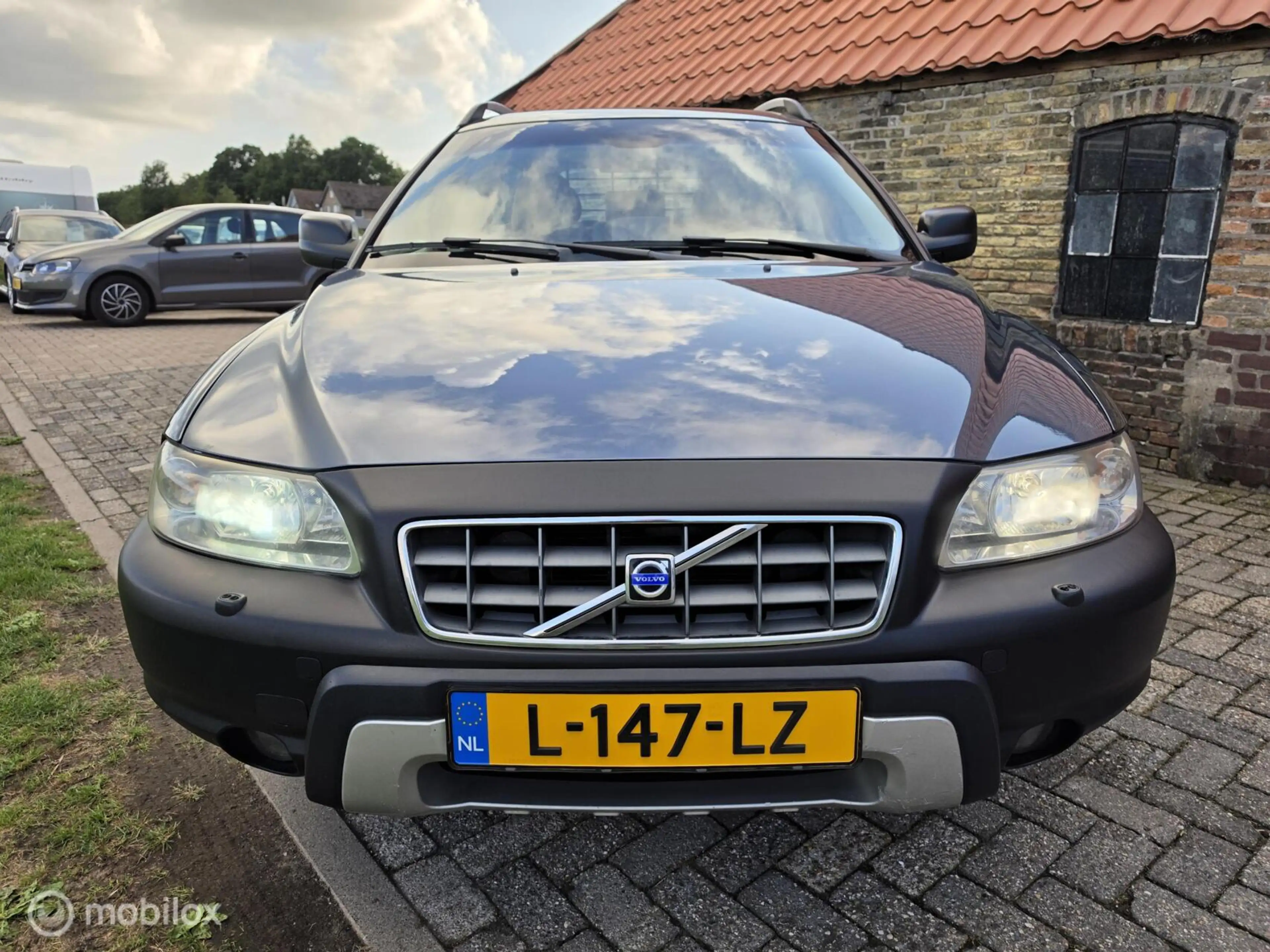 Volvo XC70 2.5 T Summum Youngtimer! Lage kmstand — photo 7