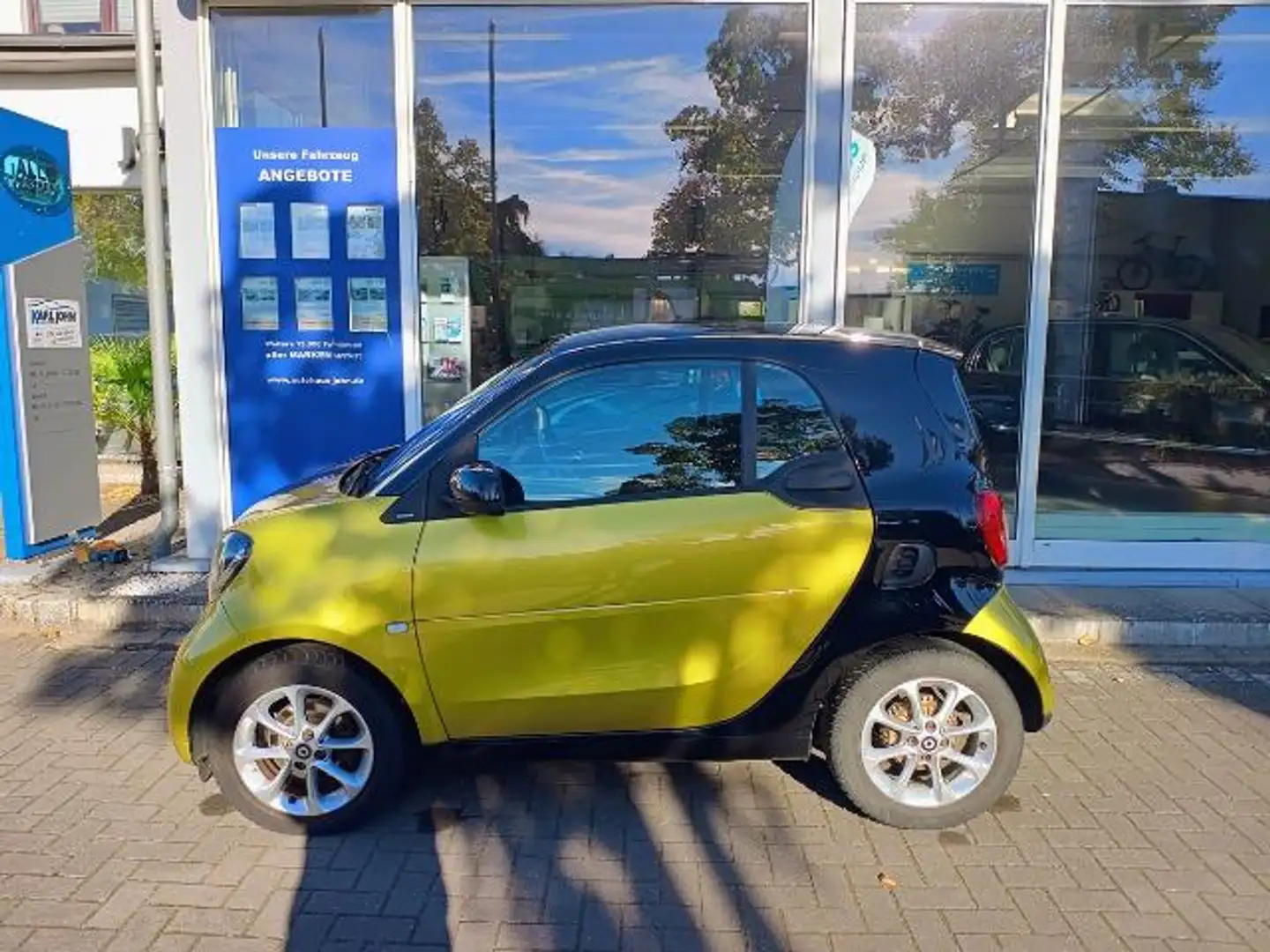 smart forTwo fortwo passion Turbo Sitzheizung Klima Pano! Giallo - 2