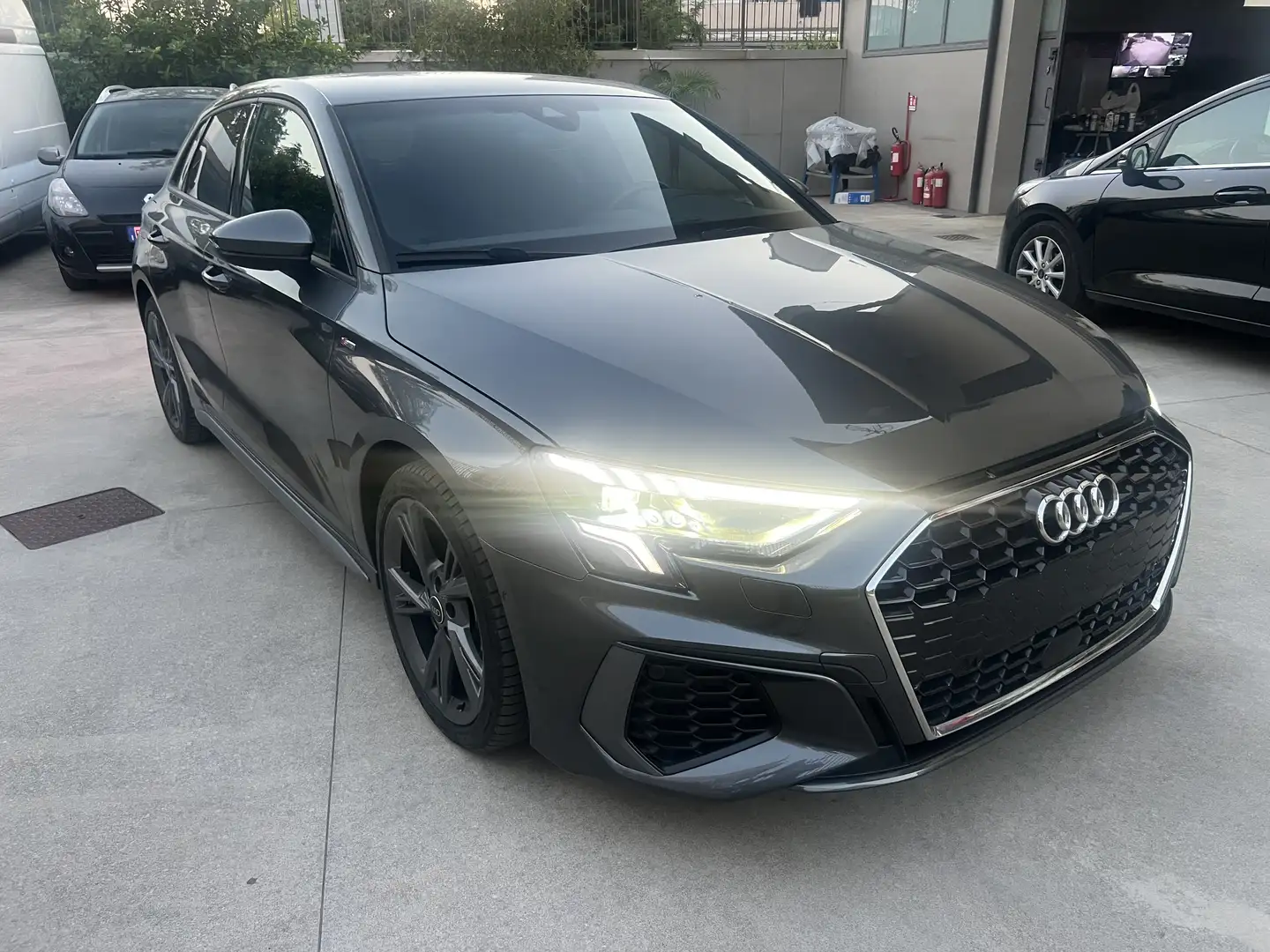 Audi A3 999 Grigio - 1
