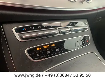 Annonce voiture d'occasion Mercedes-Benz E 400 - CARADIZE