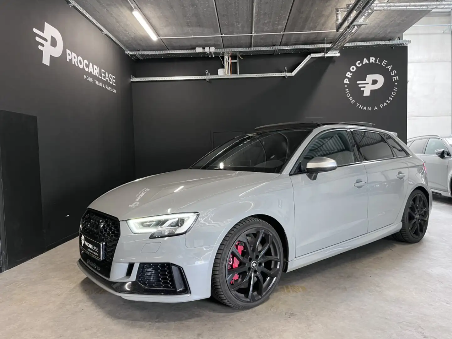 Audi RS3 Sportback 2.5 TFSi Quattro S-Tronic/19/ECHAPPEMENT Gris - 1