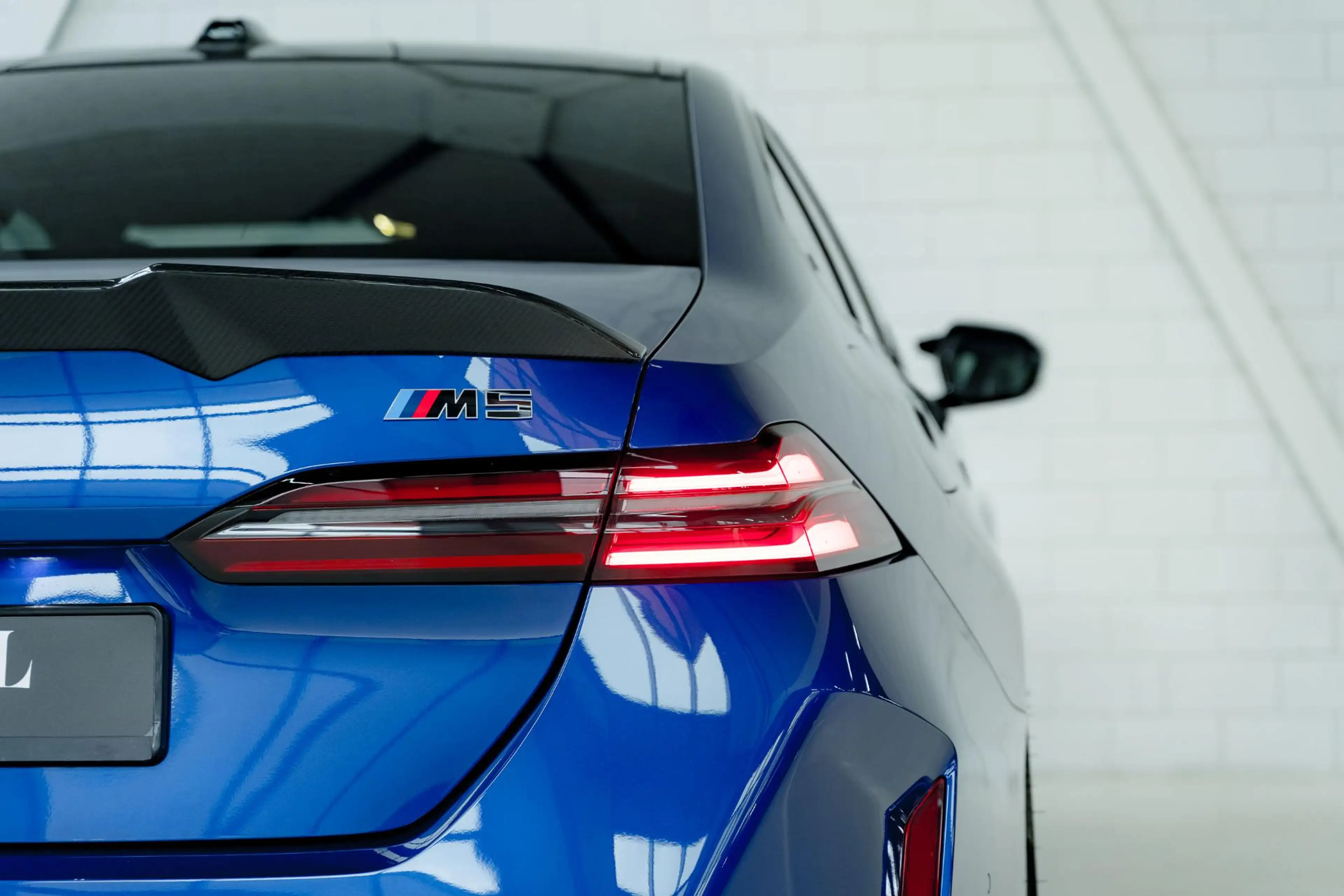 BMW M5 5-serie | B&W Audio | M-Performance CF Exterieur | — photo 18