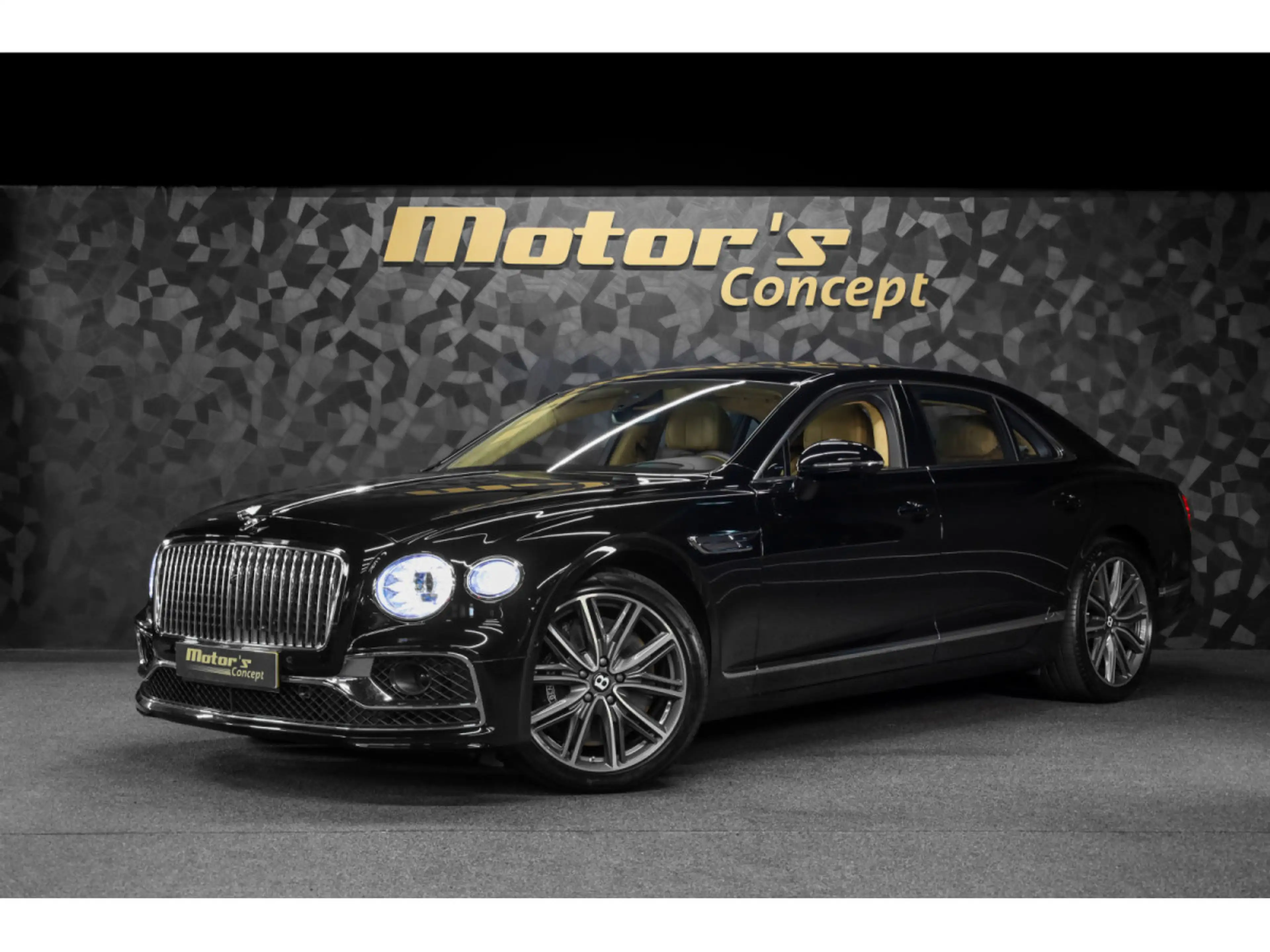 Bentley Flying Spur V8